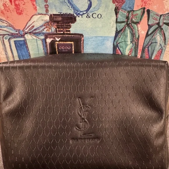 ✨ Yves Saint Laurent Parfums Black Cosmetic Bag ✨